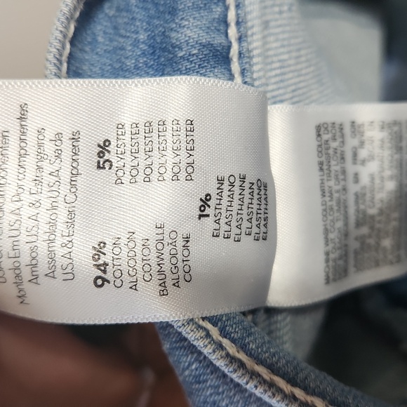 Mother Denim Patchie Shorts in Poppy Fields Floral Accent Denim Size 29 - Picture 10 of 15